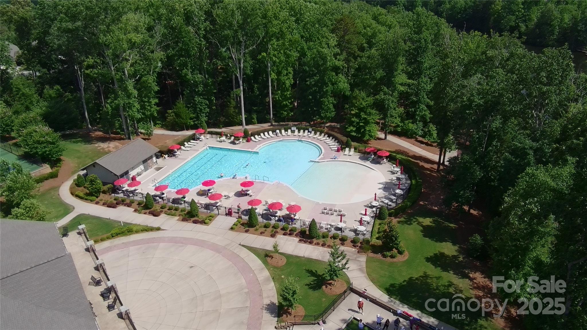 Tree Tops - Residential