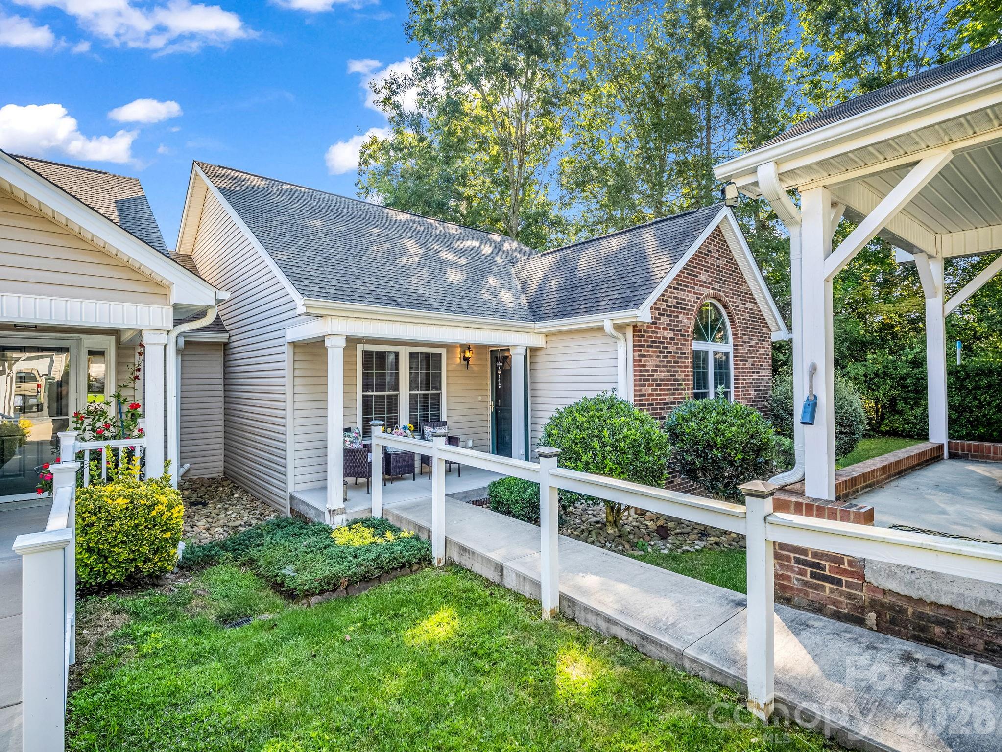 59 S Woodridge View Court