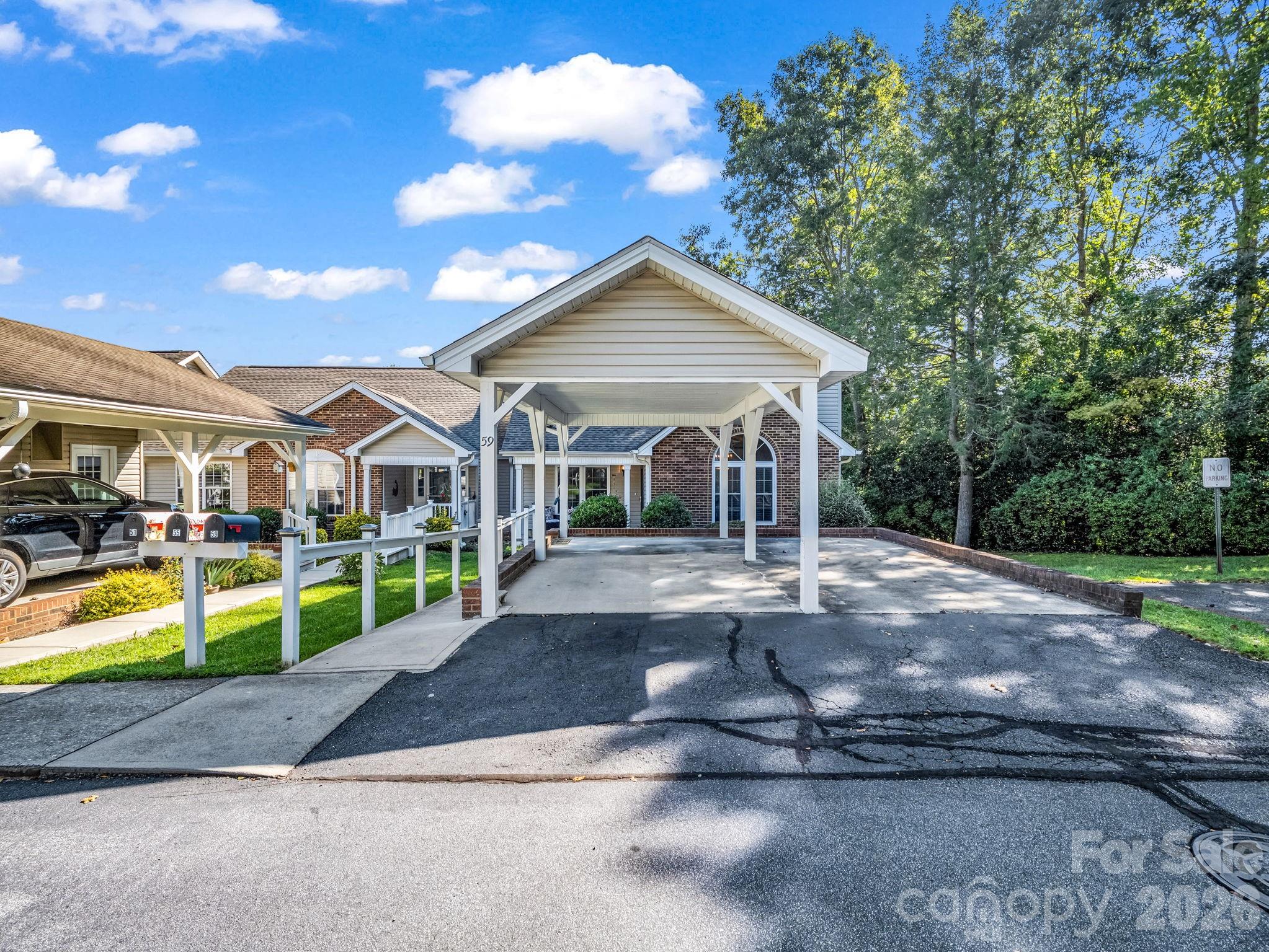 59 S Woodridge View Court