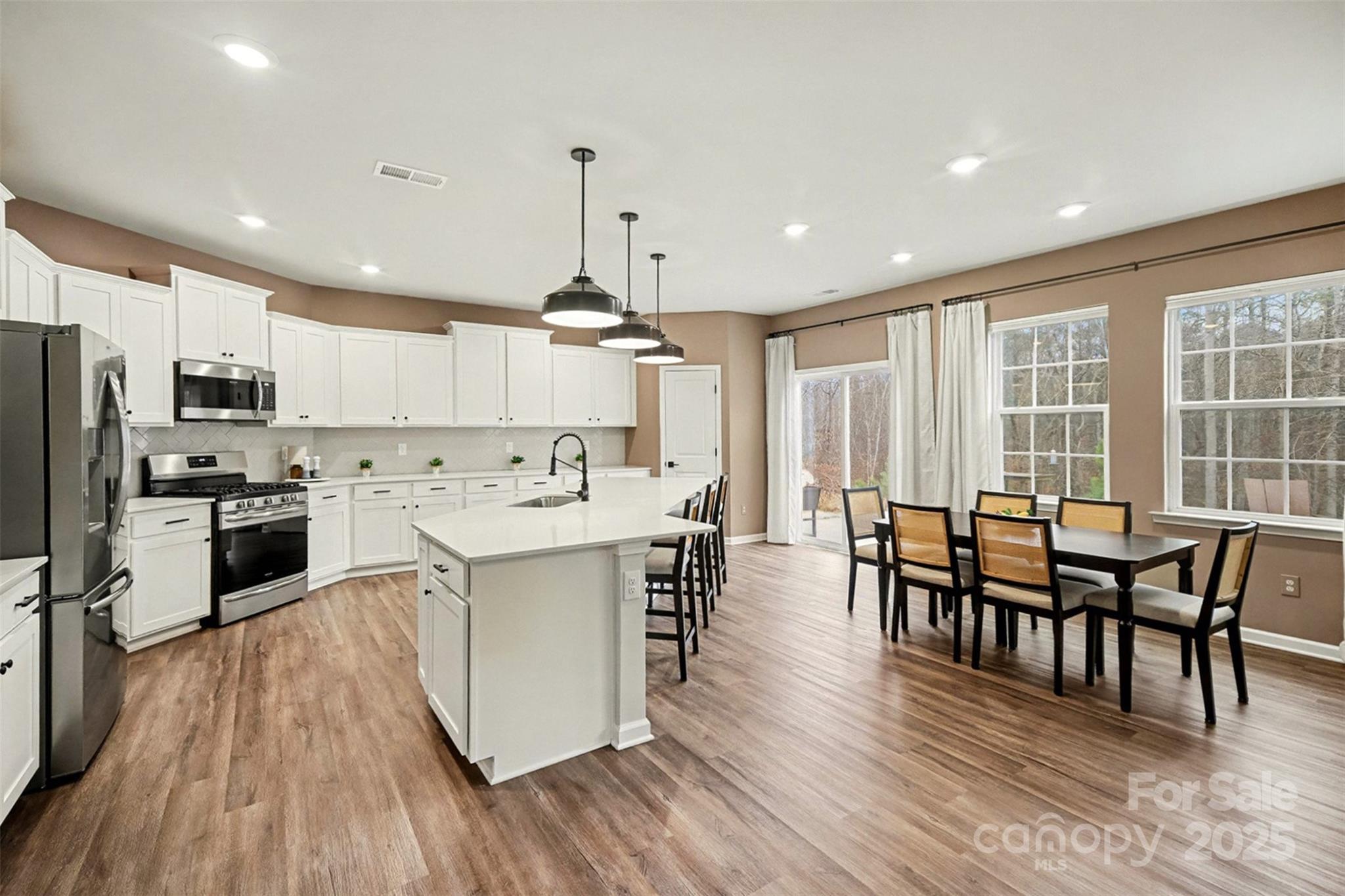 152 Tackle Box Drive