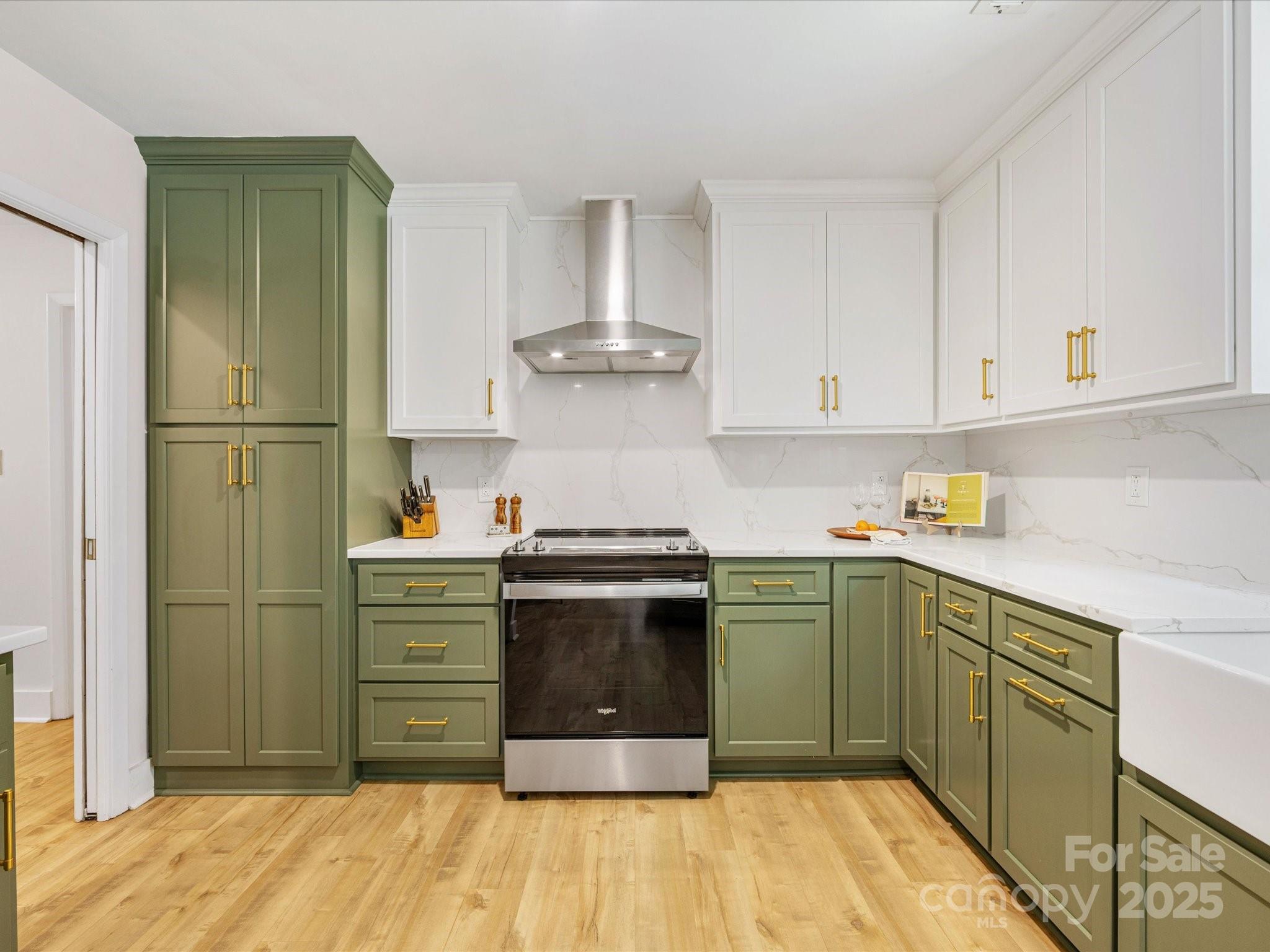 Sardis Forest - Residential