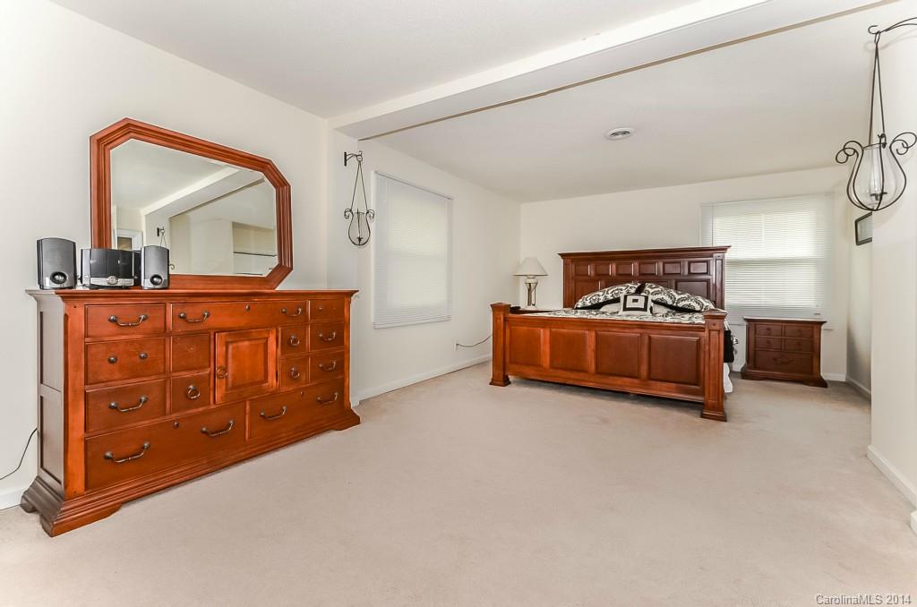 Tega Cay - Residential