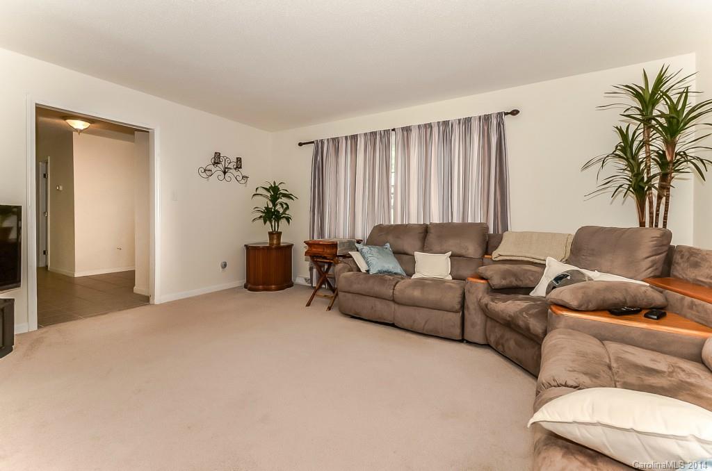 Tega Cay - Residential