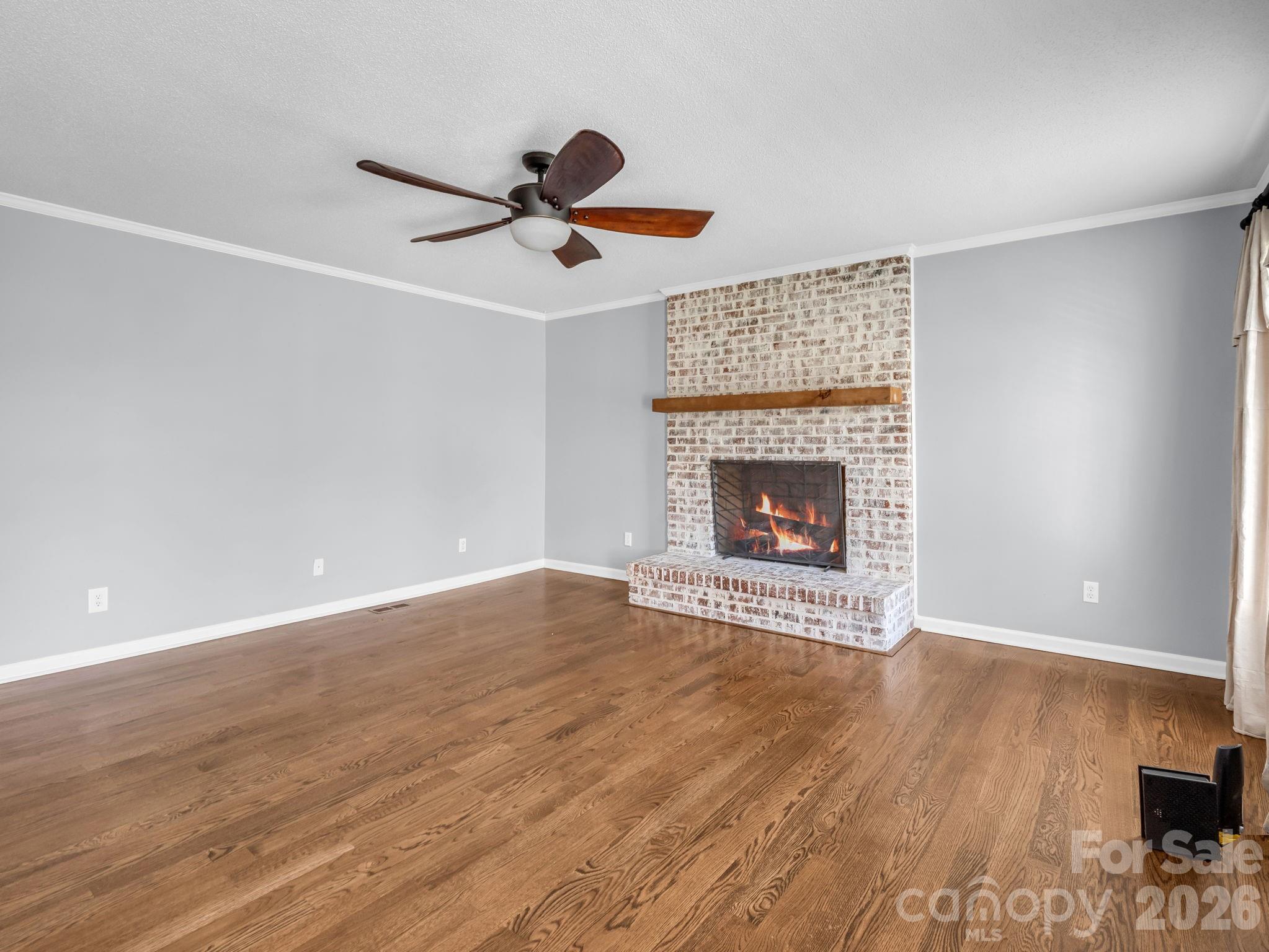 Point Crossing - Residential