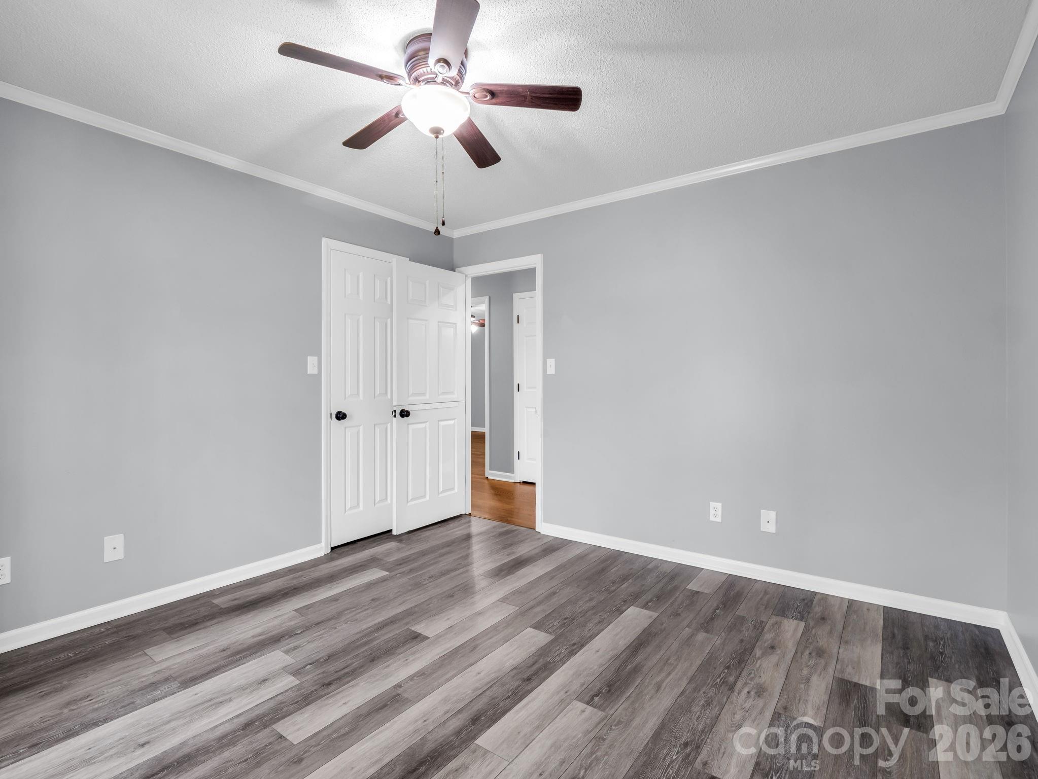 Point Crossing - Residential