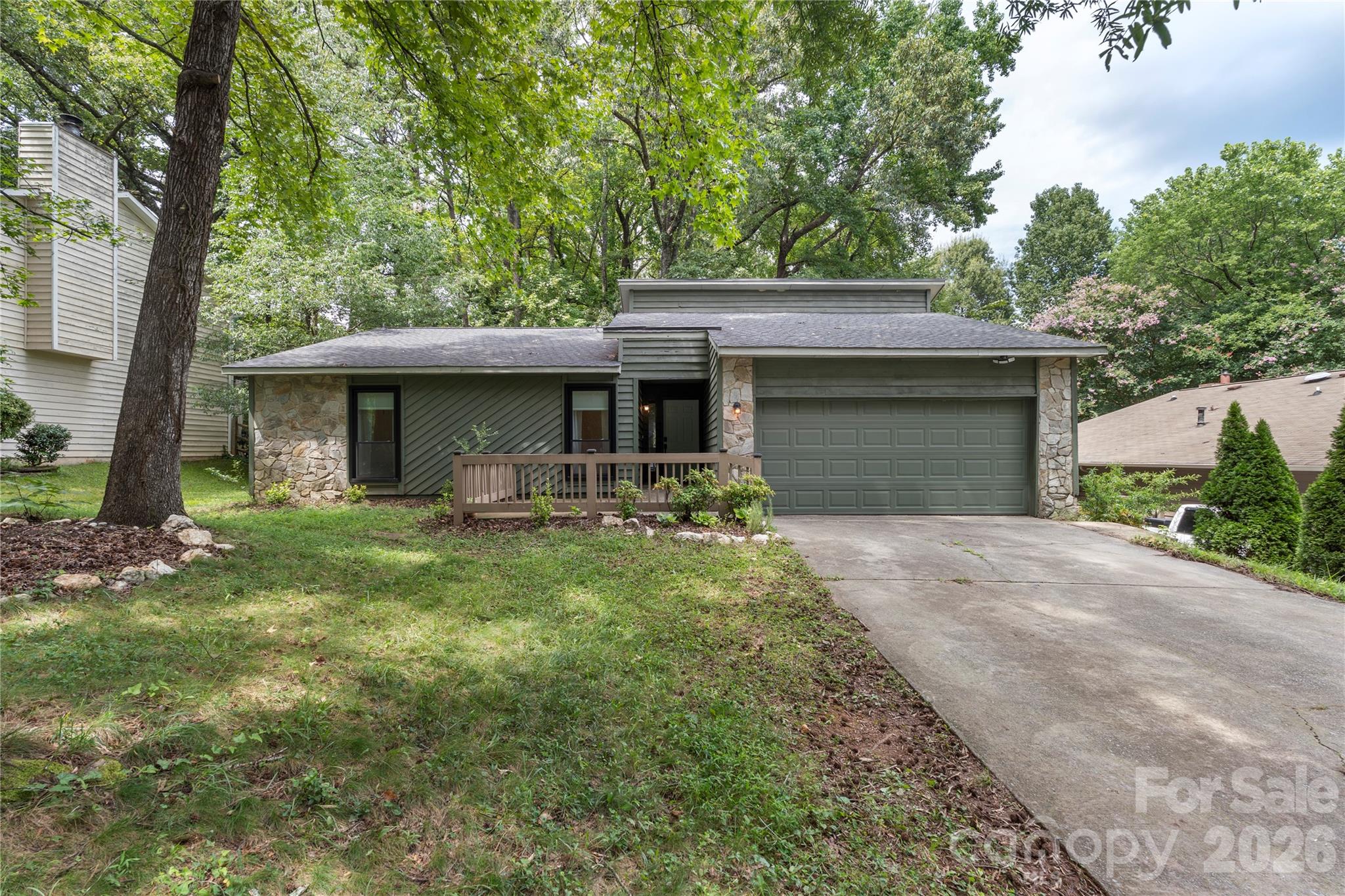 4607 Cricklewood Lane