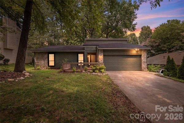 4607 CRICKLEWOOD LN, CHARLOTTE, NC 28212 - Image 3a0ec7474d46d0fdd768e76df133c02e/910449751