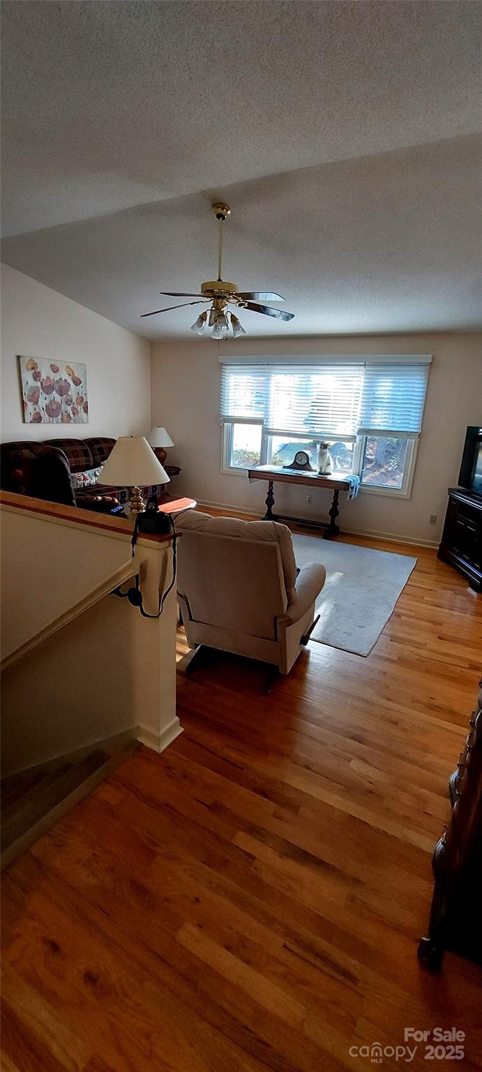 128 Ridgewood Way 208