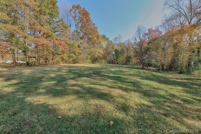 Country Knoll - Residential