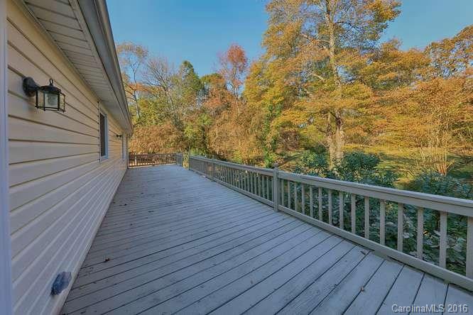 Country Knoll - Residential