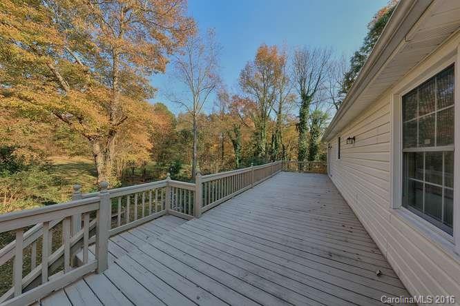 Country Knoll - Residential