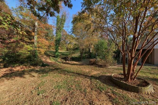 Country Knoll - Residential