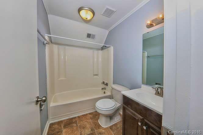Country Knoll - Residential