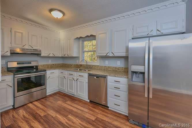 Country Knoll - Residential