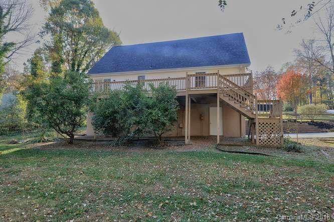Country Knoll - Residential
