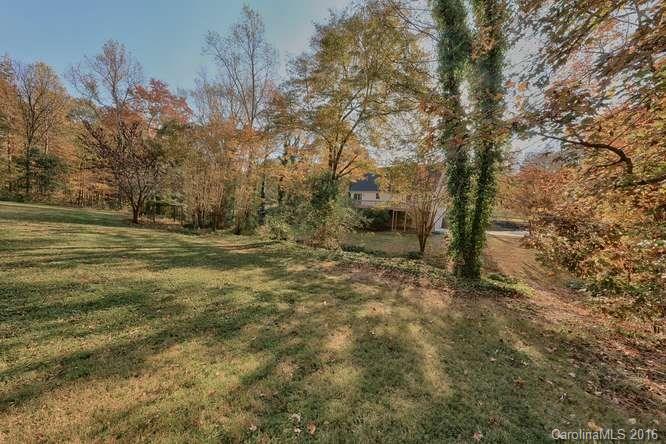Country Knoll - Residential