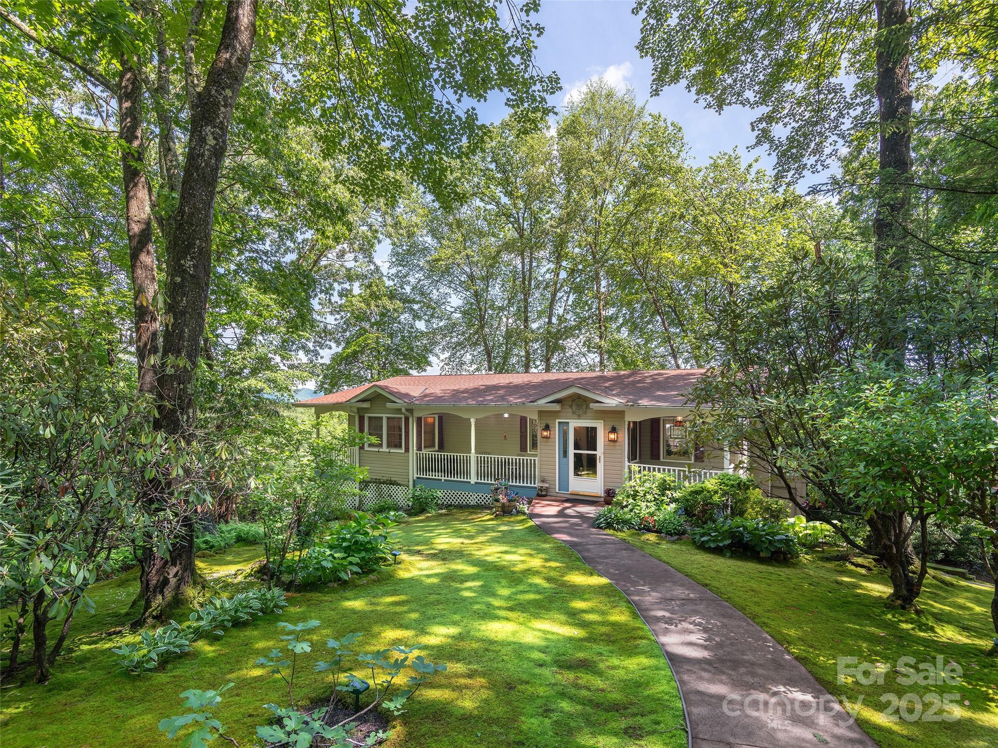 573 Valeria Lane