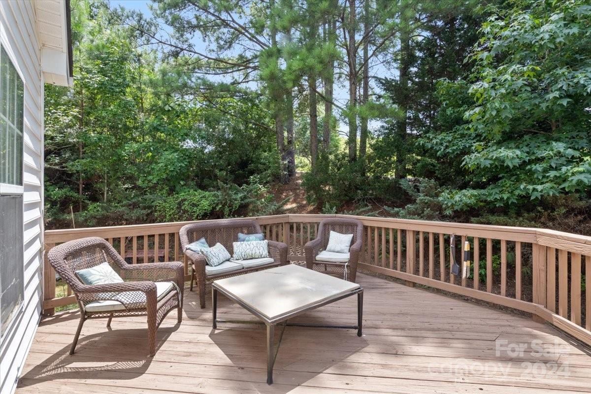 1900 Mt Isle Harbor Drive