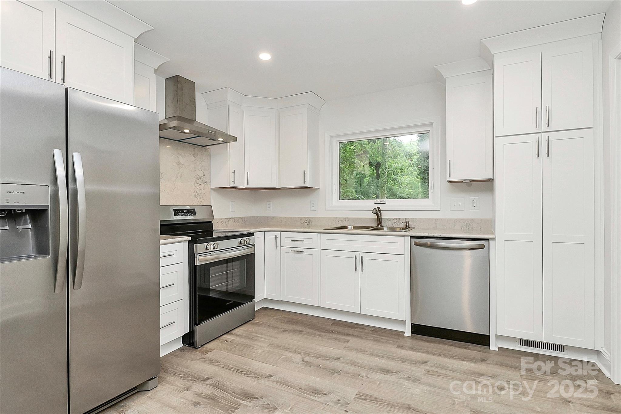 3211 Lancaster Highway