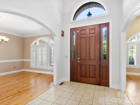 One Charlotte Realty