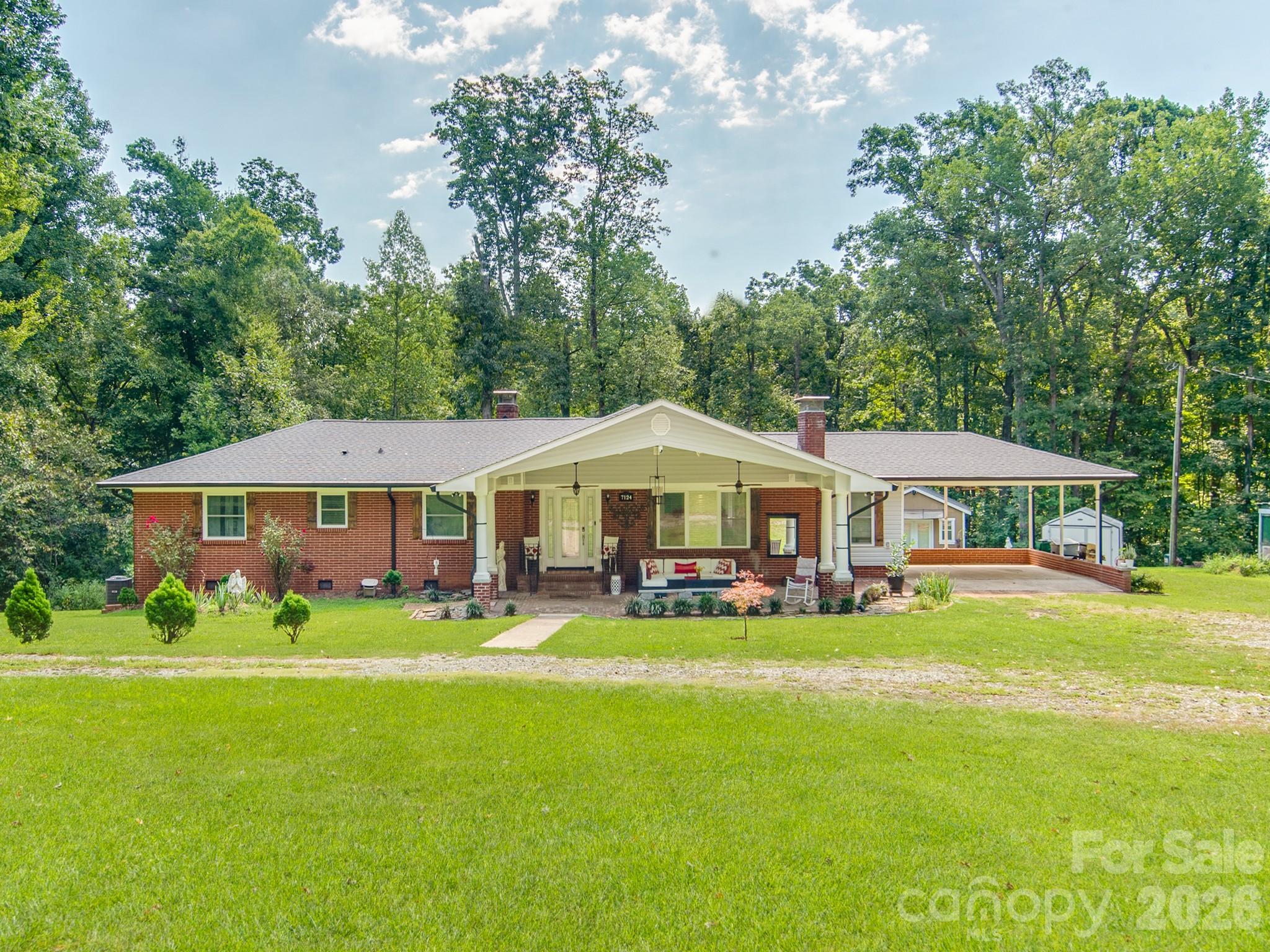 7124 Ridge Lane Road