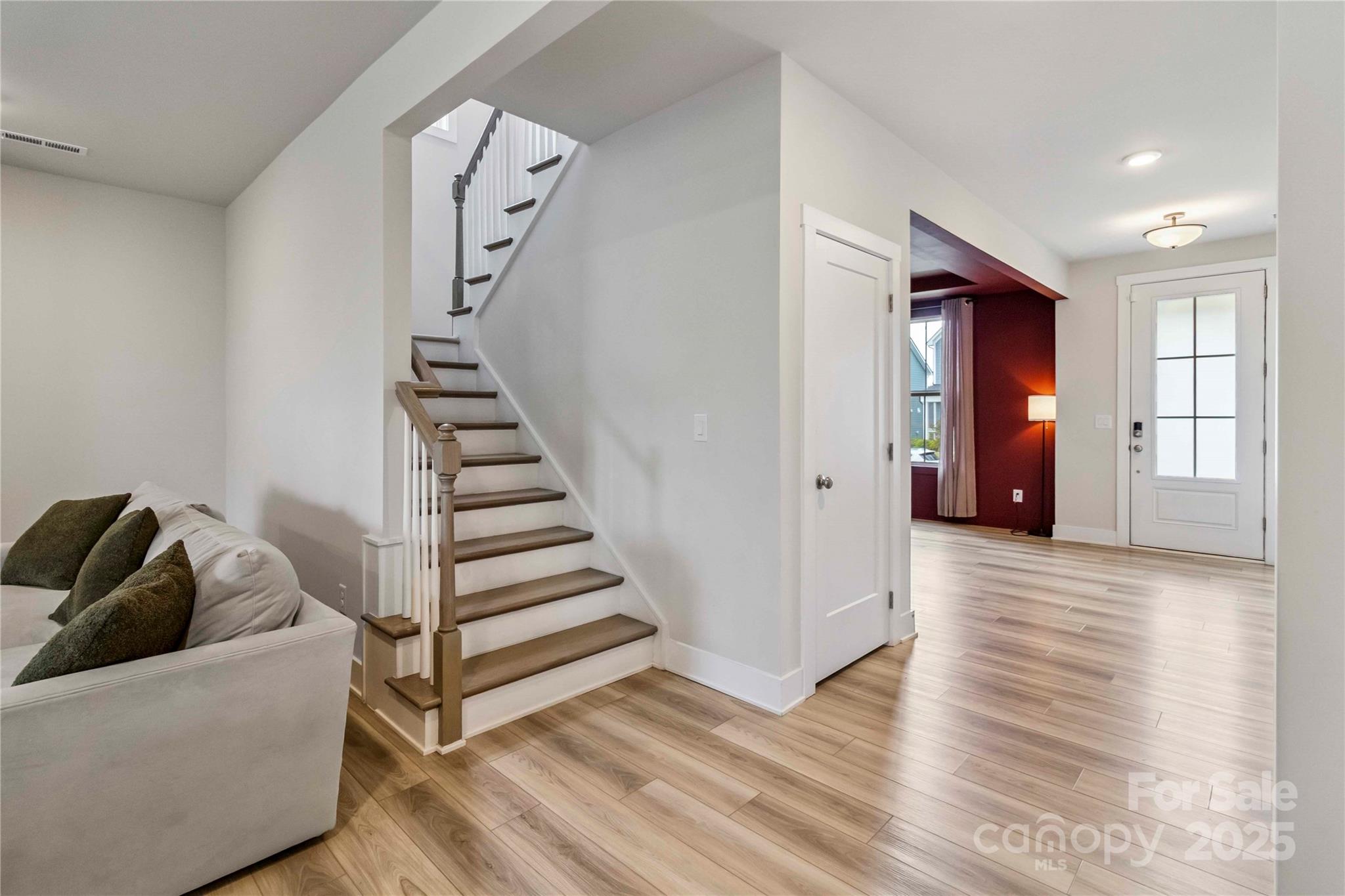 5017 Arcalod Lane
