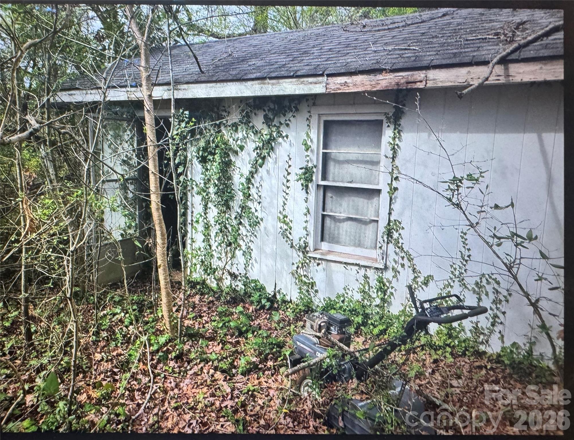 3246 Texs Fish Camp Road