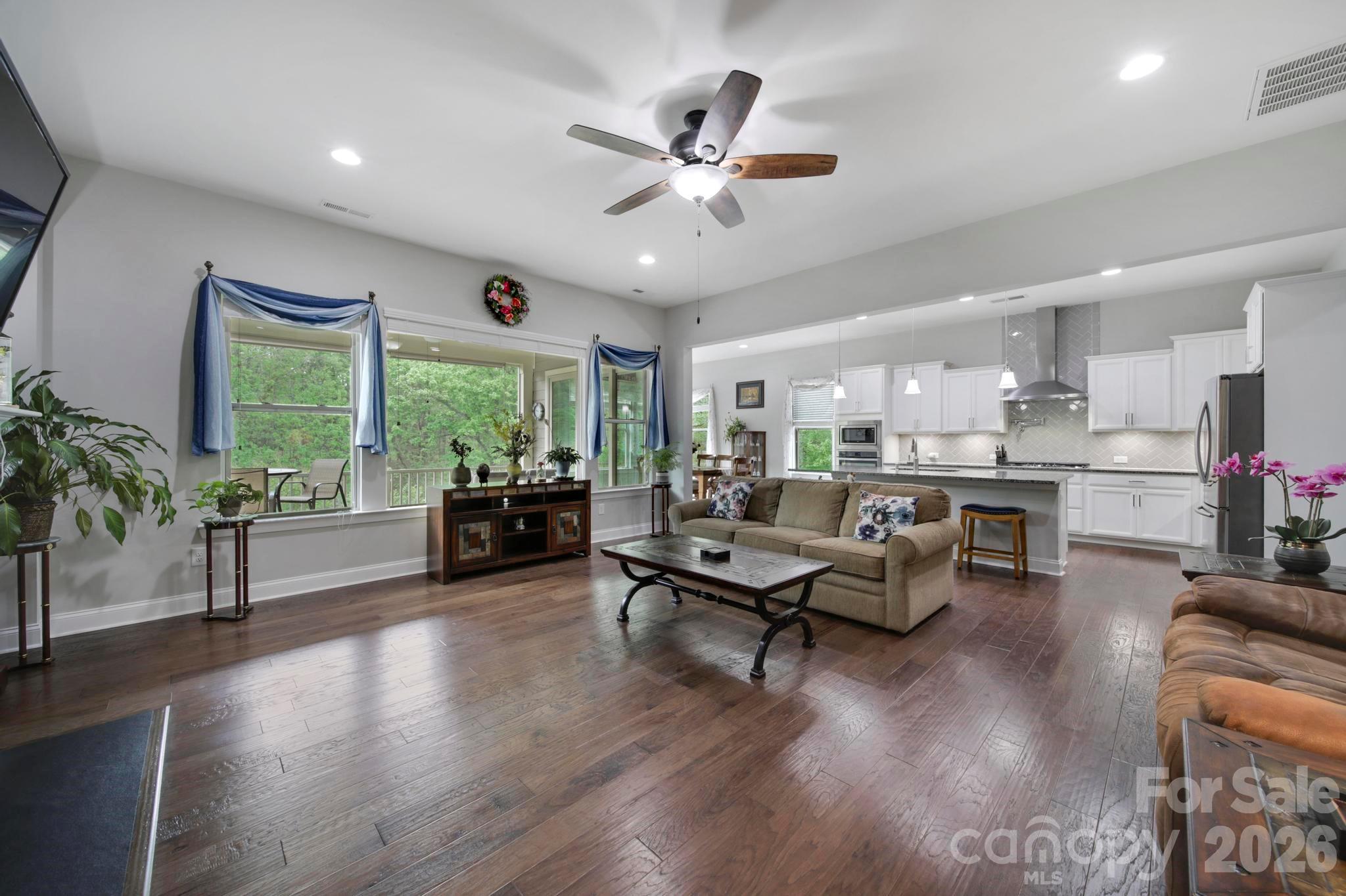 The Palisades - Residential