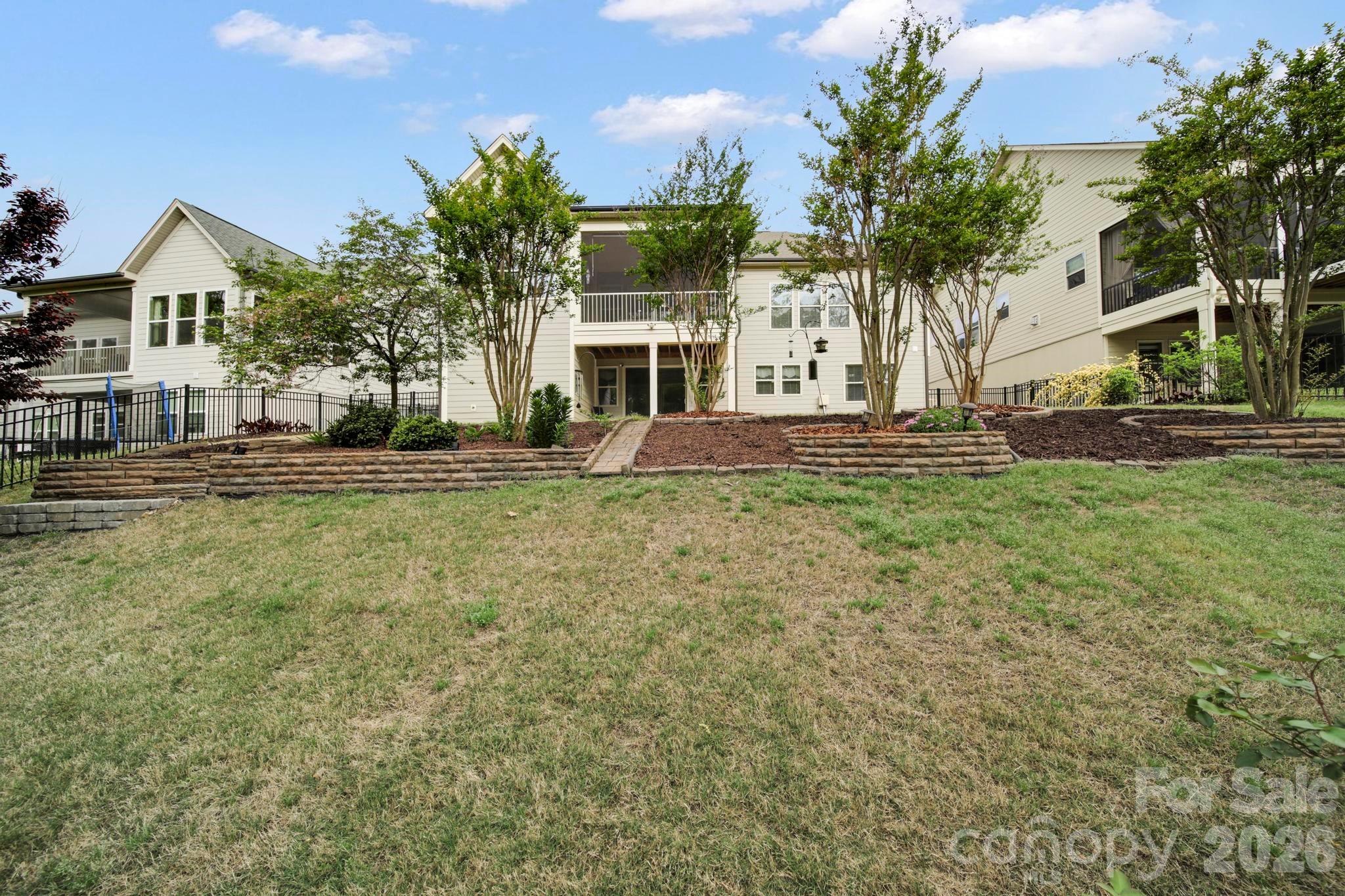 The Palisades - Residential