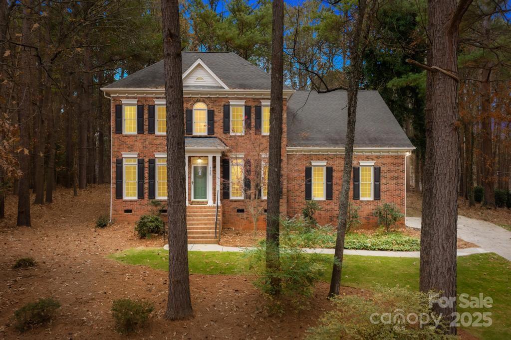 126 Lake Spring Loop