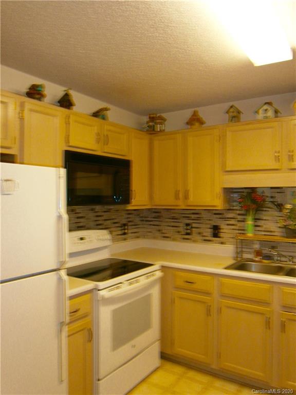 3803 Florham Place