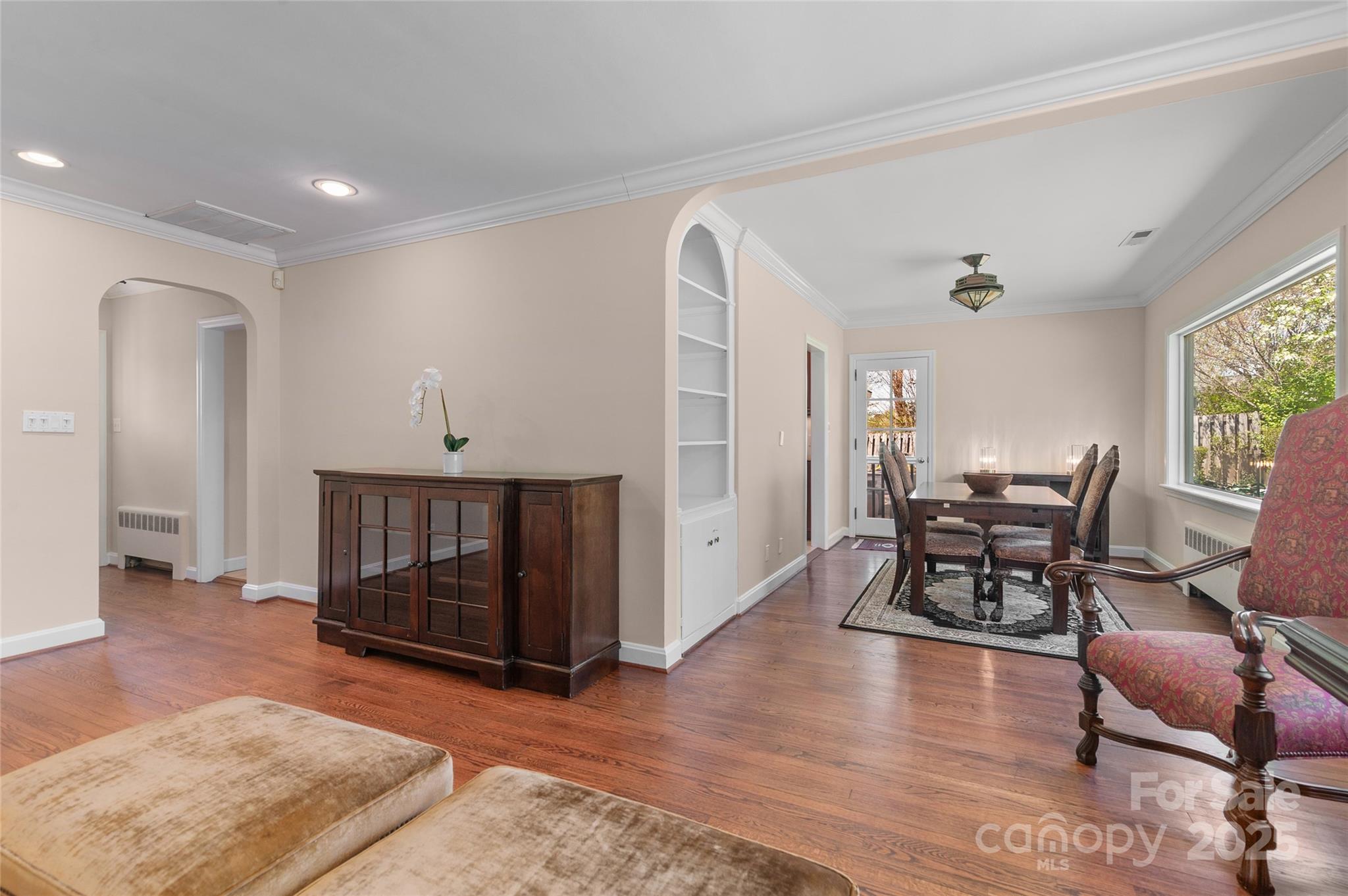 11 Pine Acre Boulevard