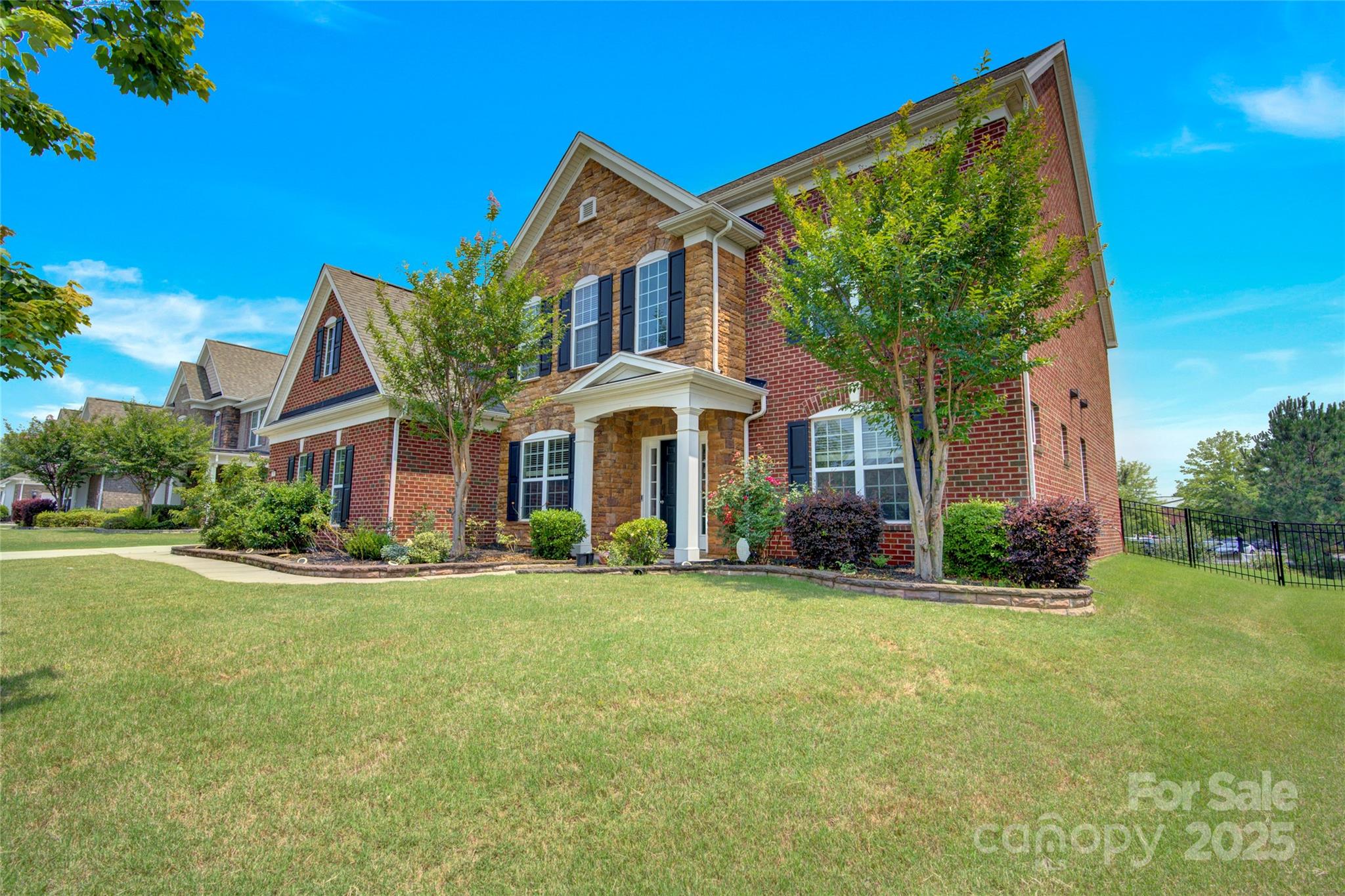 2805 Julian Glen Circle
