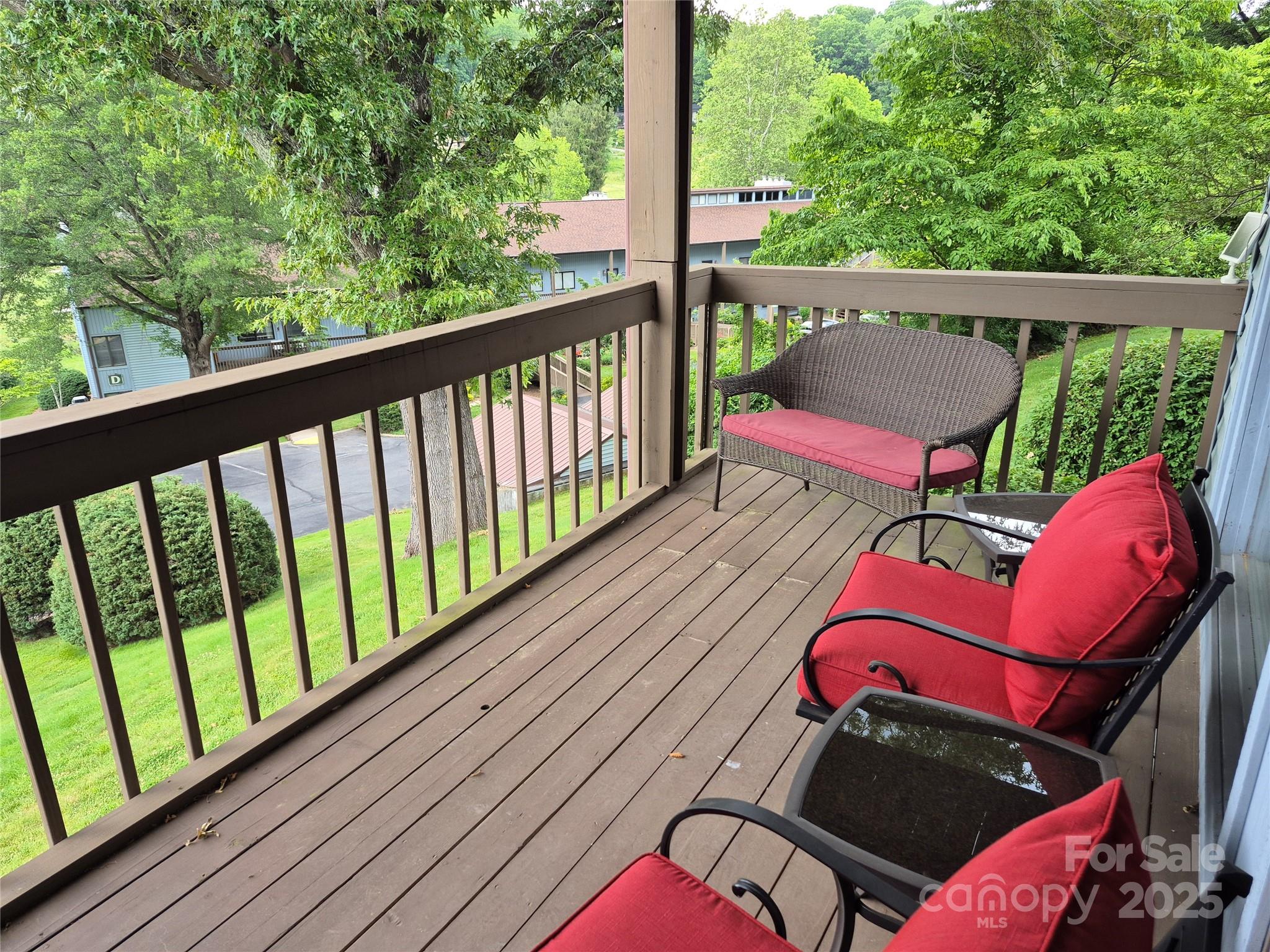 87 Willow Road B-6