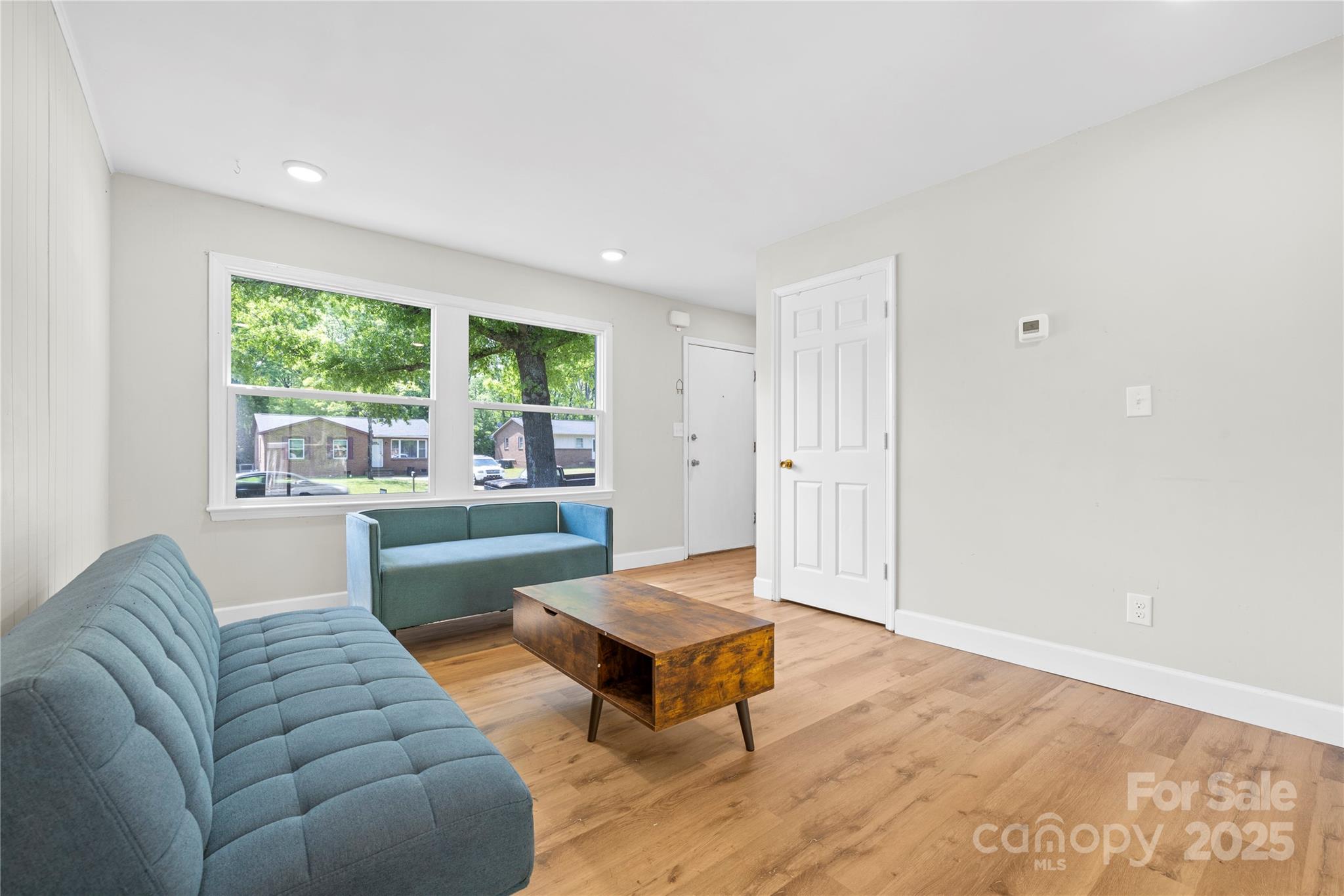 1053 Stoneybrook Lane