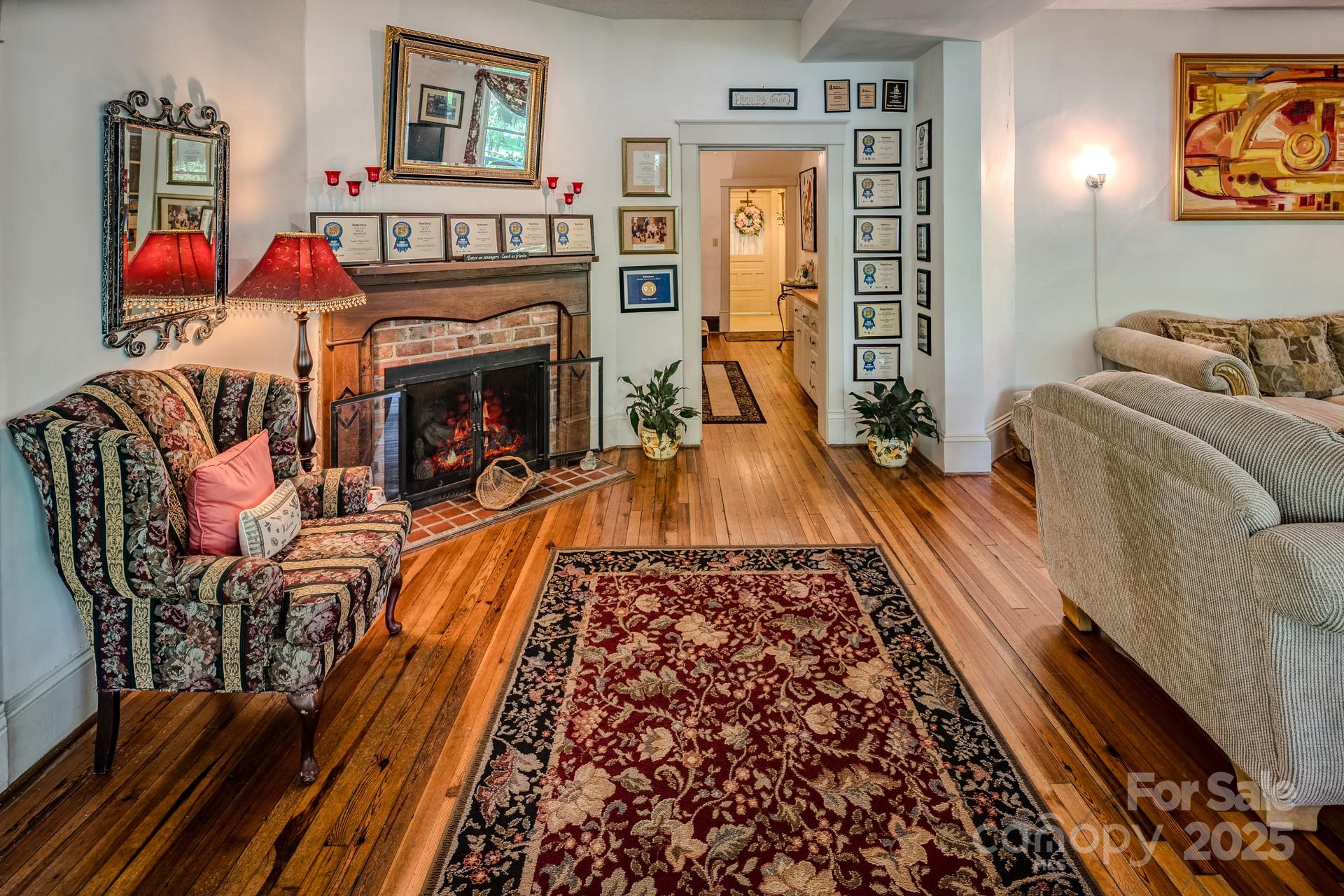 Banner Elk, North Carolina 28604, United States, 7 Bedrooms Bedrooms, ,8 BathroomsBathrooms,Residential,Active,156010