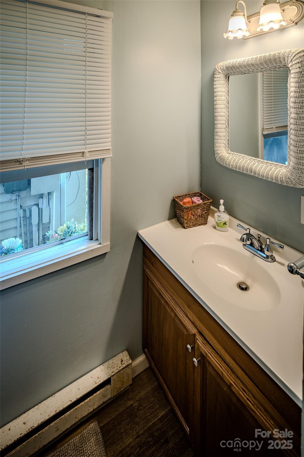 Banner Elk, North Carolina 28604, United States, 7 Bedrooms Bedrooms, ,8 BathroomsBathrooms,Residential,Active,156010