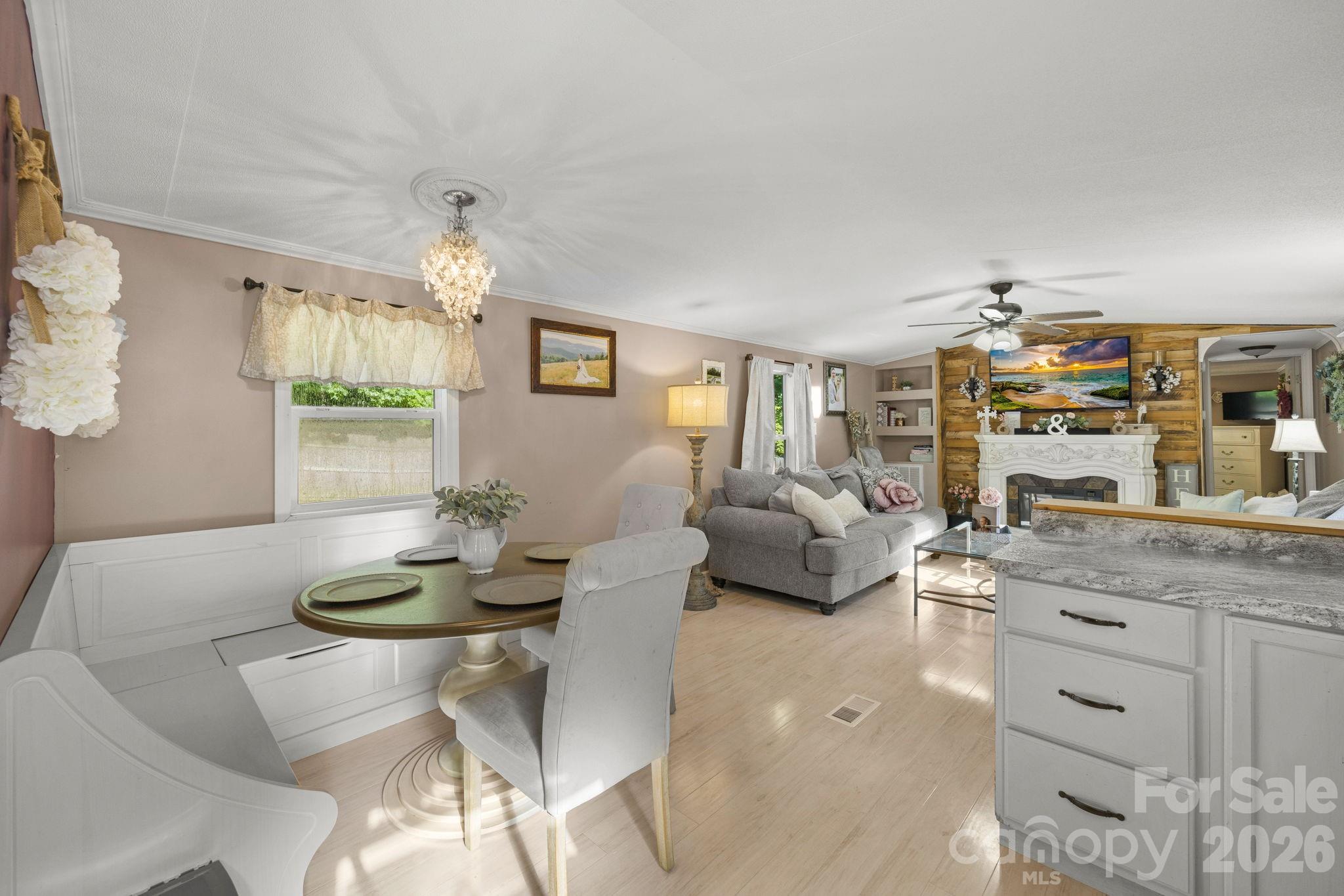 125 Ice Hollow Road
