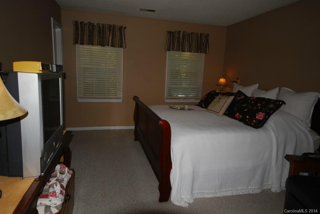 Settlers Landing - Residential