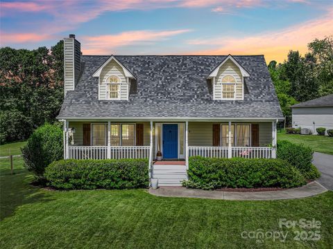 29 Driftwood Lane Mills River NC 28759