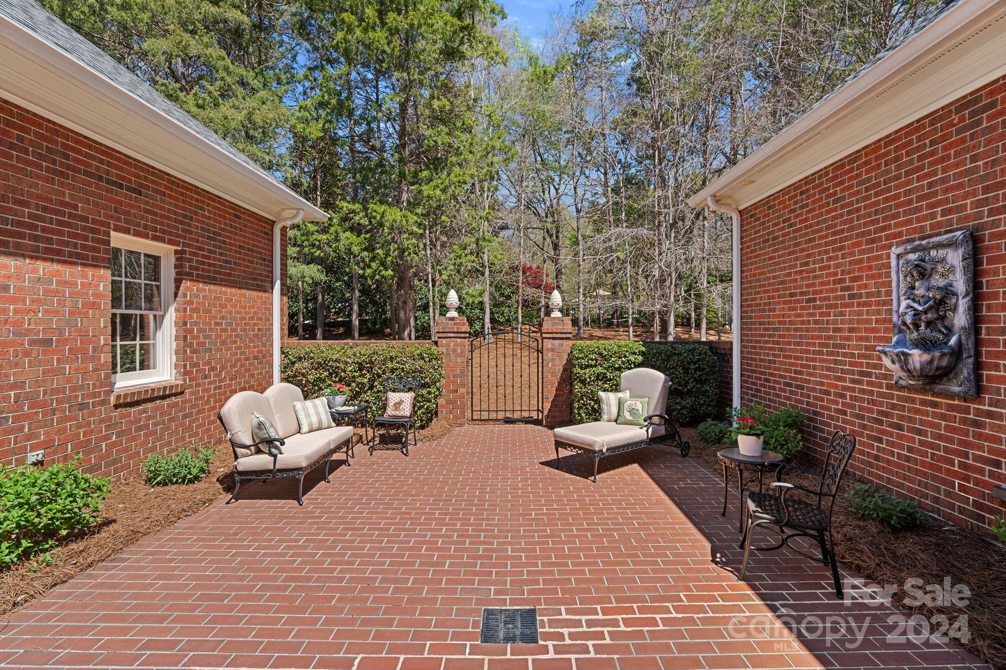 McAlpine Forest - Residential