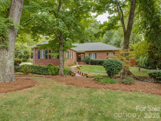 3946 CHURCHILL RD, CHARLOTTE, NC 28211 - Image 3a3e96bc6e9987de7a3216aa1adb41f7/3799648876
