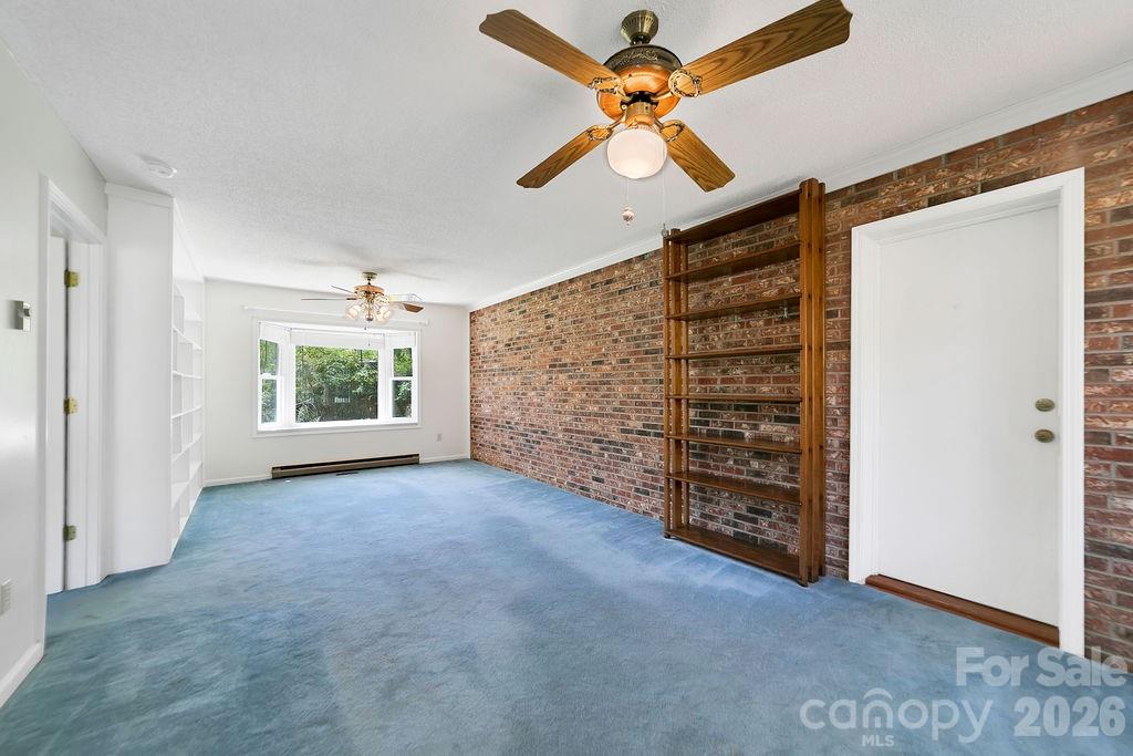 Deer Track - Residential