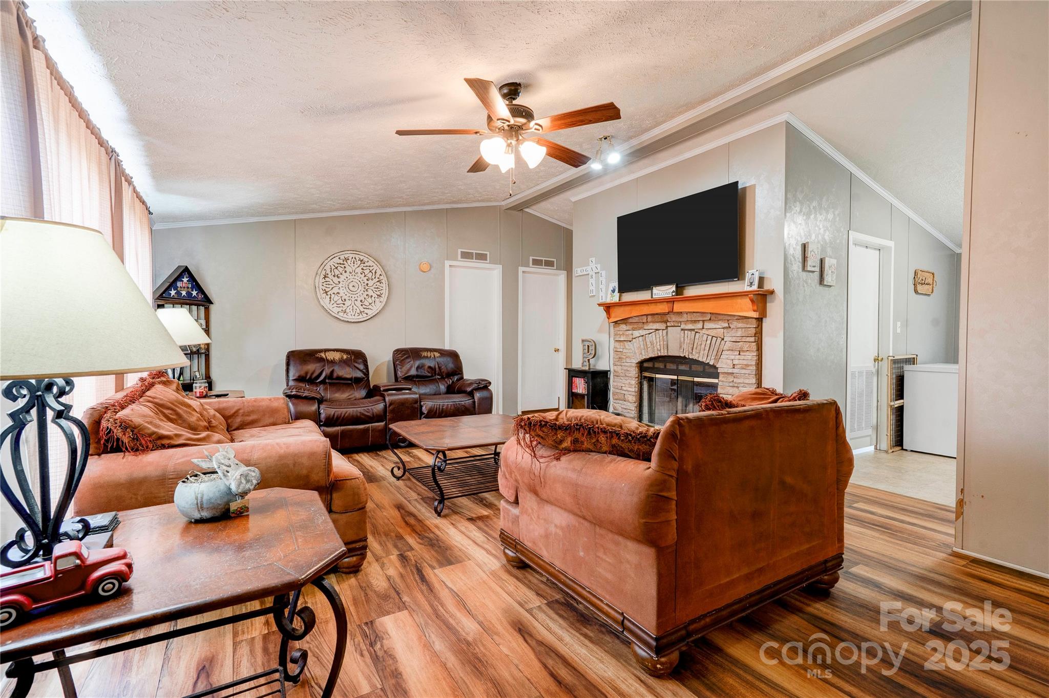 1708 River Hill Drive