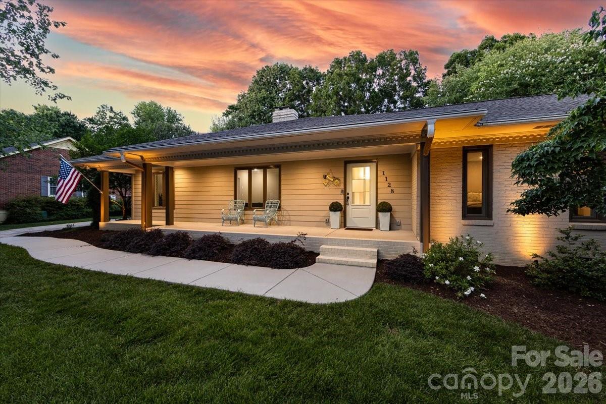 1128 Court Drive