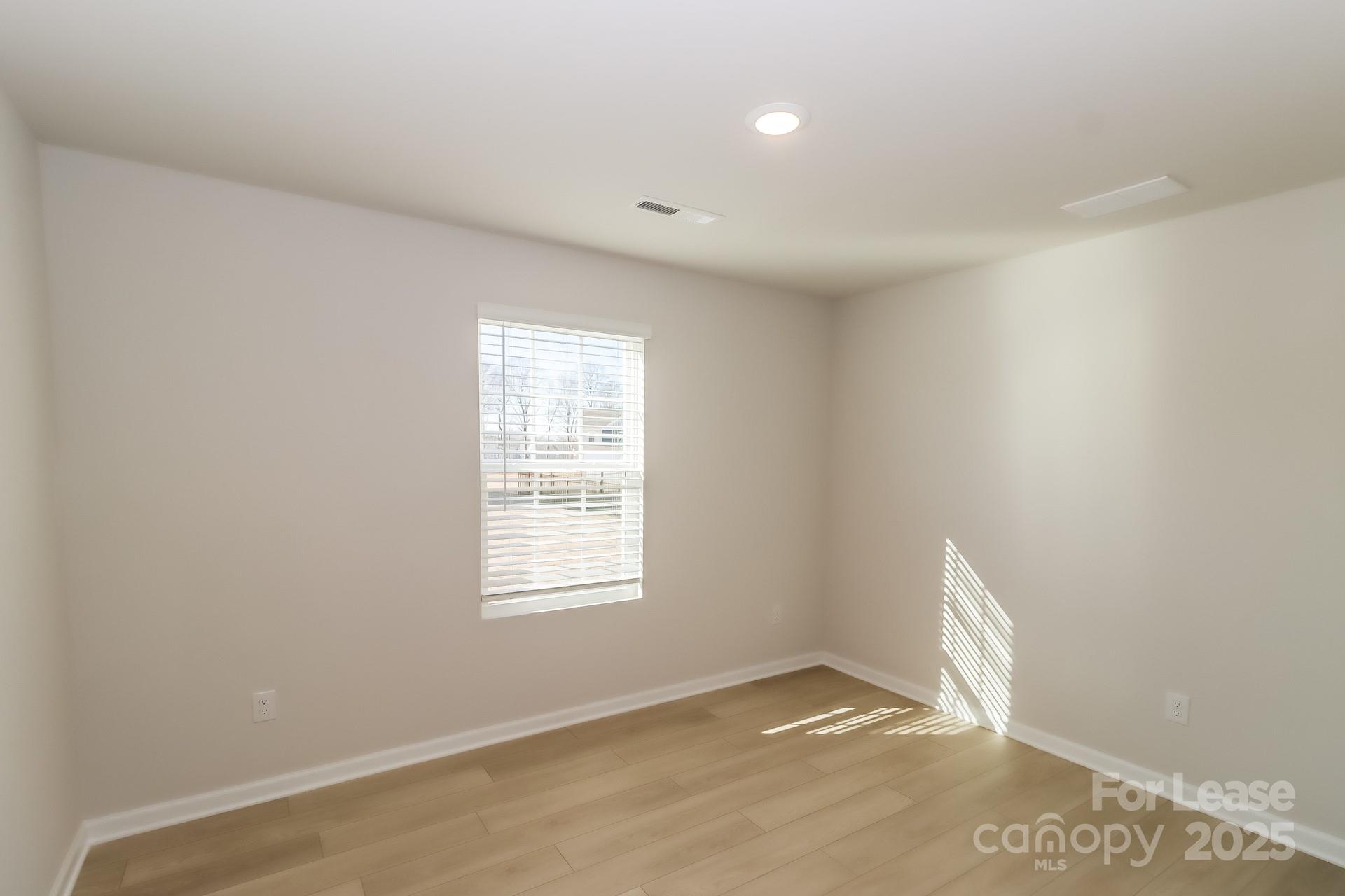 Sullivan Farm - Residential Lease