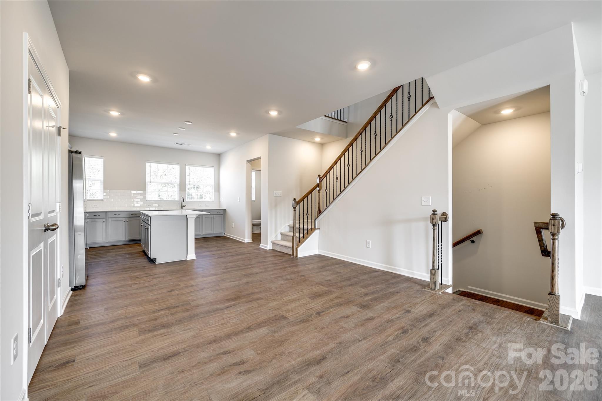 Elizabeth - Residential