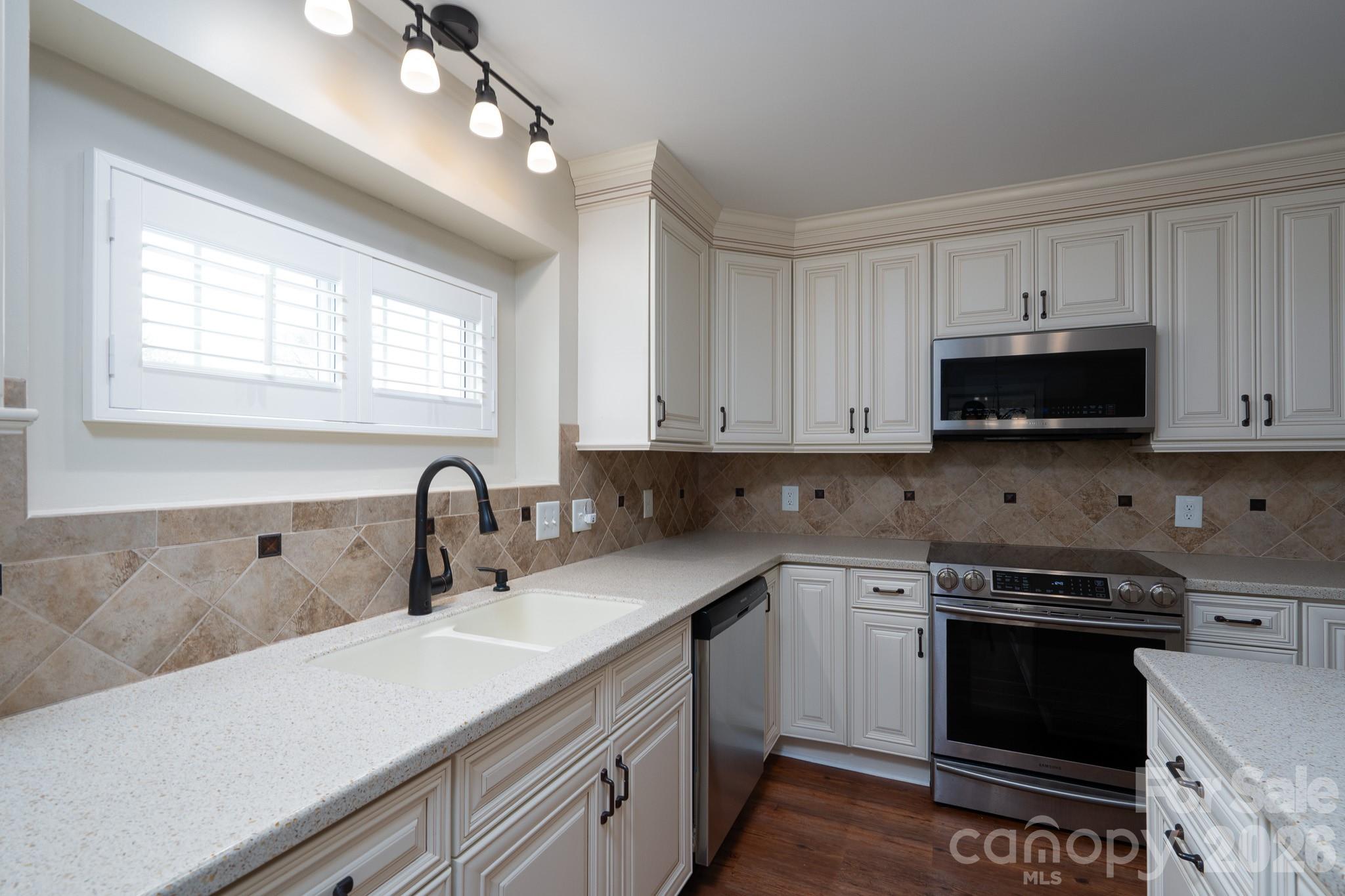 Quail Meadows - Residential