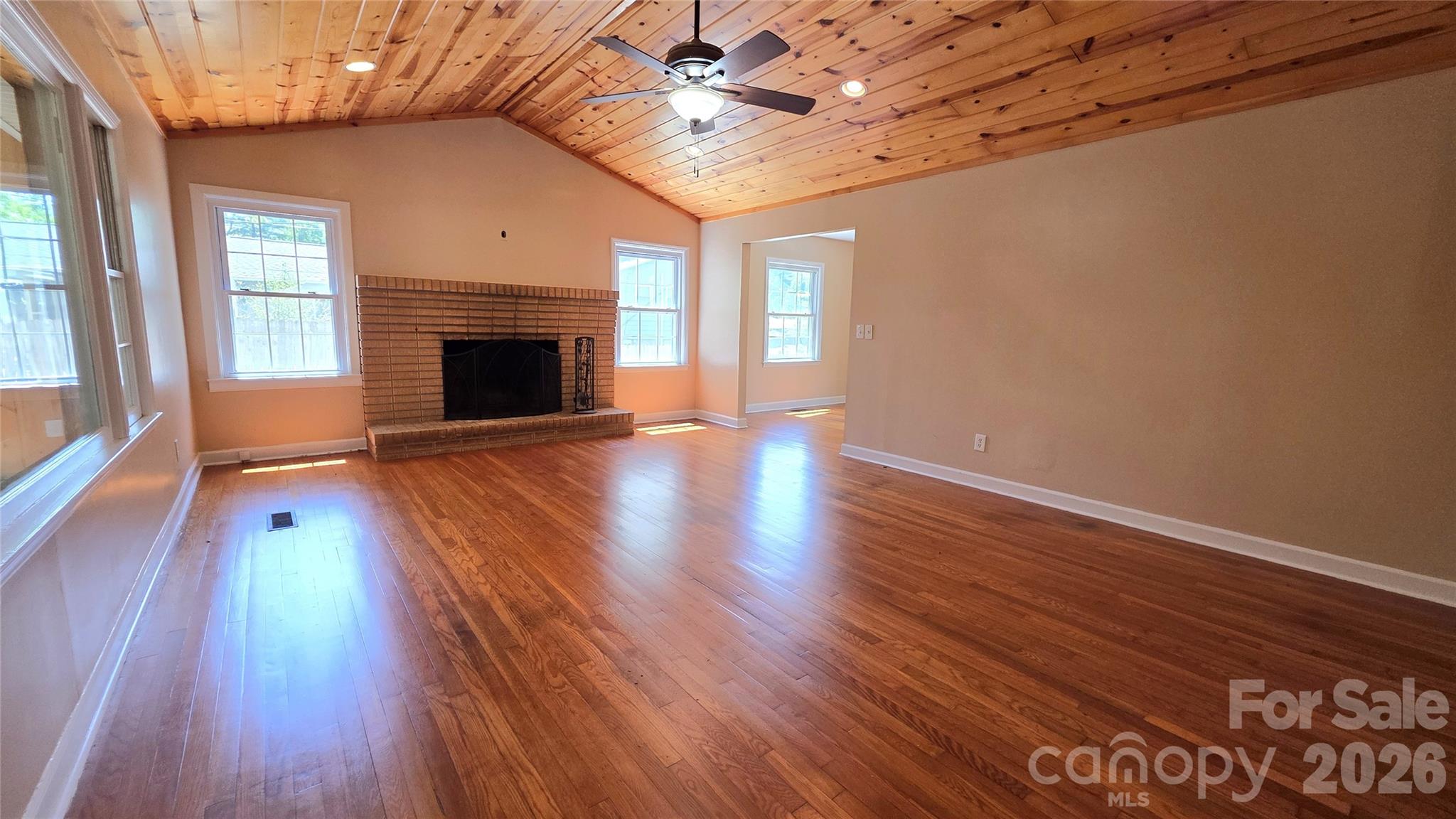 1627 Greenville Highway