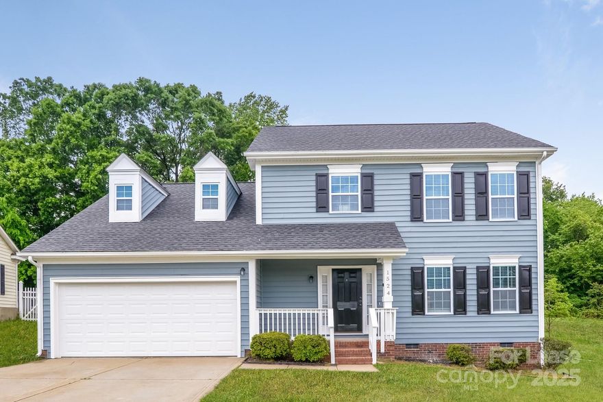 This pet-friendly home features modern finishes and a functional layout with ample kitchen storage, spacious living areas, and abundant natural light throughout. The private yard offers space suitable for gardening or outdoor relaxation. Conveniently located near schools, parks, dining, and local amenities. Technology-enabled maintenance services provide added convenience, and self-touring is available daily from 8 AM to 8 PM. Application details: one-time application fee of $50 per adult, a security deposit equal to one month’s rent, and applicable fees for pets ($250 non-refundable deposit + $35/month per pet), pools ($150/month), septic systems ($15/month), and any applicable HOA amenity fees. We do not advertise on Craigslist or request payment by check, cash, wire transfer, or cash apps.